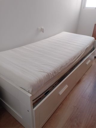 BRIMNES Diván con 2 cajones y 2 colchones