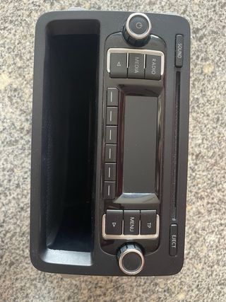 Radio Volkswagen Golf