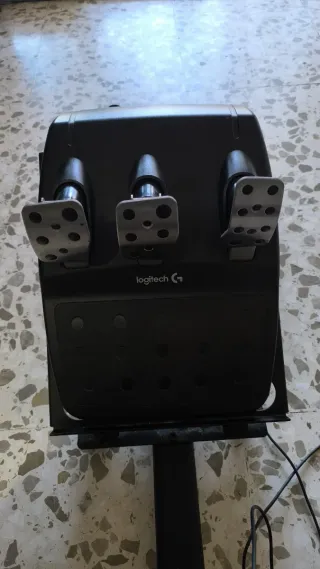 Volante y Asiento Gaming PS4 seminuevo