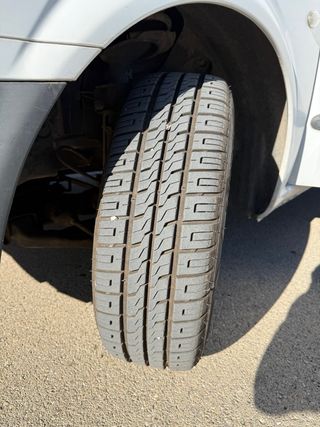 Mercedes-Benz Vito 2003 averiada