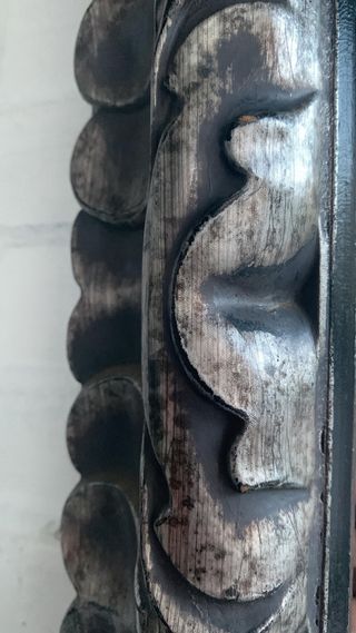 Espejo Madera Labrada Negro y Plata