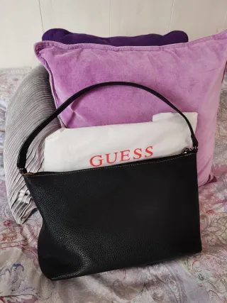 Bolso Guess Beige y Negro