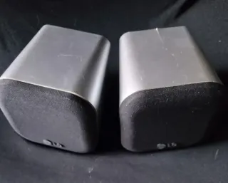 Pareja Altavoces LG Negros