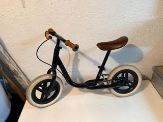 Bicicleta de equilibrio infantil