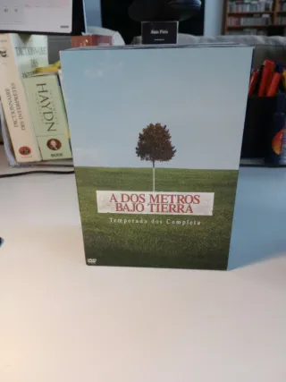 A dos metros bajo tierra Temp. 1-3 DVD: 15 DVDs