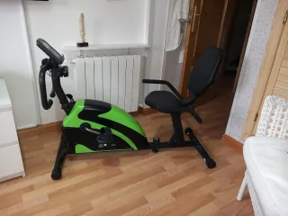 Bicicleta estática Klarfit + Libro