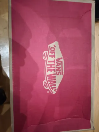 Zapatillas Vans Talla 44 Negras con suela marron