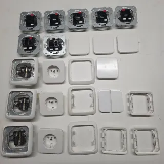 Simón Mecanismos y Marcos Eléctricos