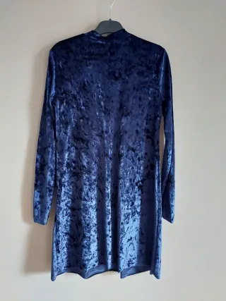 Vestido de terciopelo azul