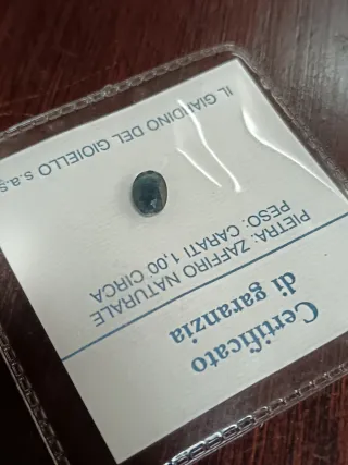 Zaffiro naturale 1,00 ct con certificato