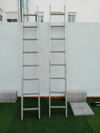 Escaleras de mano metálicas