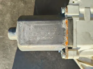 Elevalunas Delantero Izquierdo BMW Serie 1 E81 E87