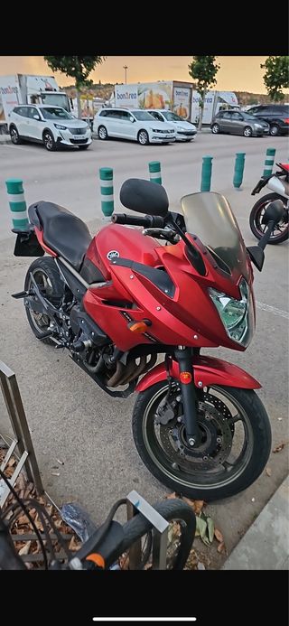 Yamaha Diversion XJ6 2010