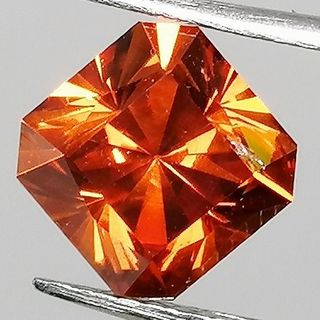 Esfalerita 2.72 ct Corte Precisión Naranja Amarill