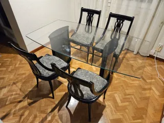 Mesa Comedor Cristal y 4 Sillas Diseño
