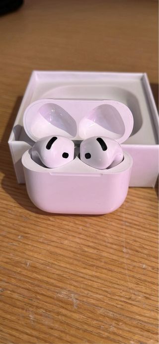 Airpods 4