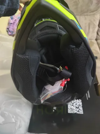 Casco Airoh Wraap Cyber Matt Amarillo T-XS