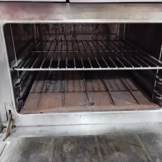 Cocina 4 fuegos con horno MACFRIN