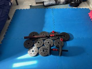 Barra de pesas desmontable con discos