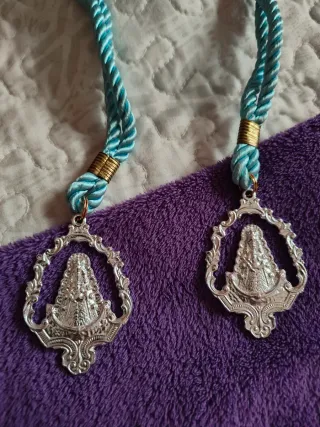 Medalla Virgen del Rocío azul y plata