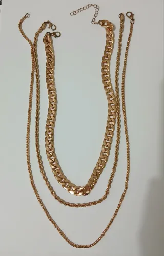 Cadenas cubanas de oro pintado hombre