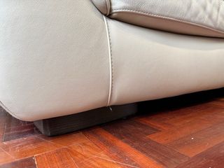 Sofá de piel beige 3 plazas