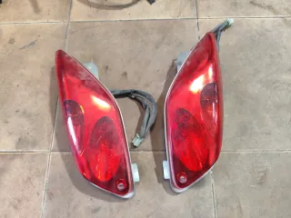 Pilotos Traseros Yamaha Xmax 125