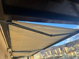 2 Toldos eléctricos aluminio gris tela beige