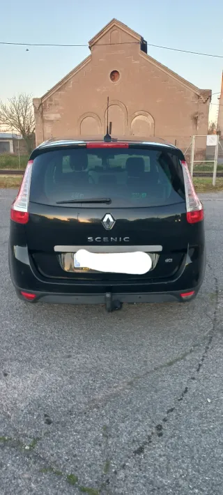 Renault Grand Scenic 2012