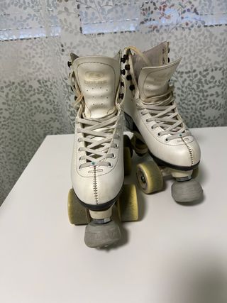 Patines artísticos 220 mm bota REGINA talla 33