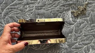 Bolso de fiesta dorado y plateado