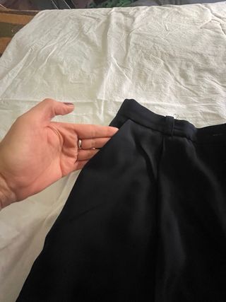 Pantalón de pinzas fluido negro