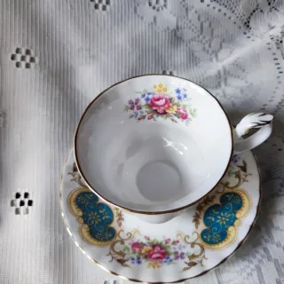 Tazza da tè Royal Albert Berkeley 1 di 2