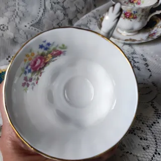 Tazza da tè Royal Albert Berkeley 1 di 2