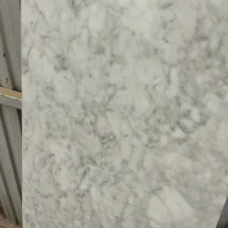 Tres piezas de mármol