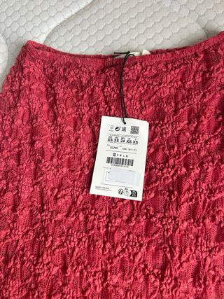 Falda de encaje de Pull and Bear XS rosa coral