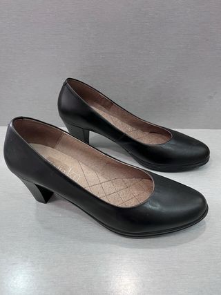 Zapatos de piel negros T39 y T40 nuevos