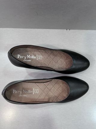 Zapatos de piel negros T39 y T40 nuevos