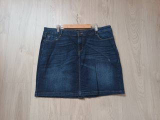 4 faldas cortas vaqueras. Negro y Denim T. 42 - 44