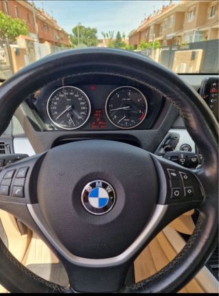 BMW X5 2011