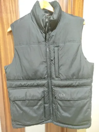 Chaleco acolchado hombre negro