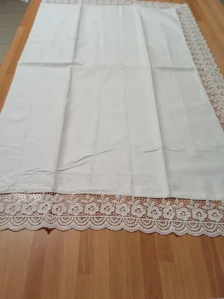 Set Lenzuola Ricamate Pizzo Bianco
