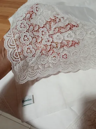 Set Lenzuola Ricamate Pizzo Bianco