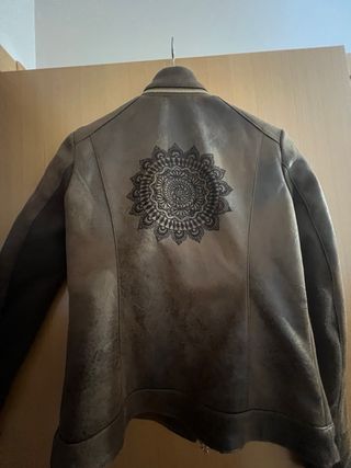 Cazadora Desigual Talla S Marrón