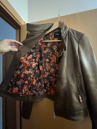 Cazadora Desigual Talla S Marrón