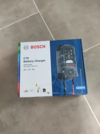Cargador Baterías Bosch C70