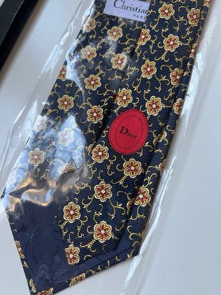 Corbata Christian Dior Monsieur dorado