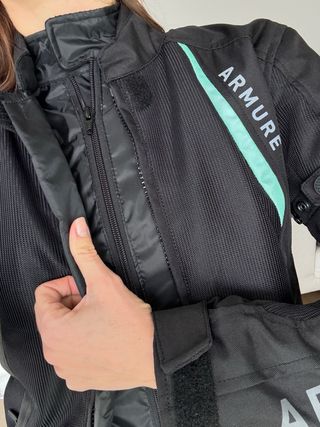 Chaqueta Moto Armure Mujer Negra