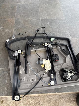 Kit Elevalunas Puerta Delantera Coche