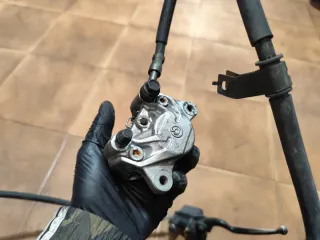 Freno Izquierdo Trasero Yamaha Xmax 125